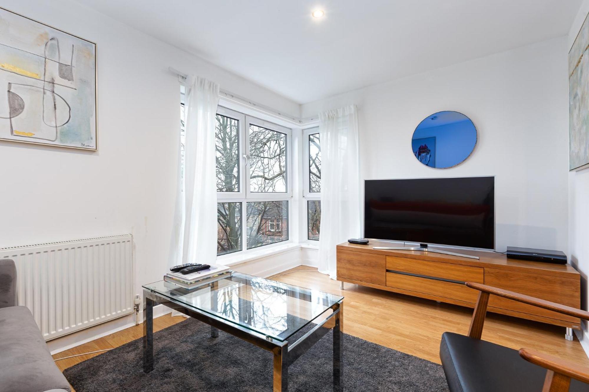 Modern 2 Bed Broompark/Central Apt. With Parking غلاسغو المظهر الخارجي الصورة